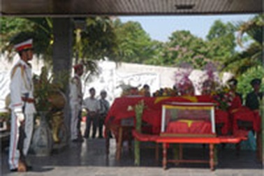 Đón nhận 55 hài cốt liệt sĩ quân tình nguyện ở Lào