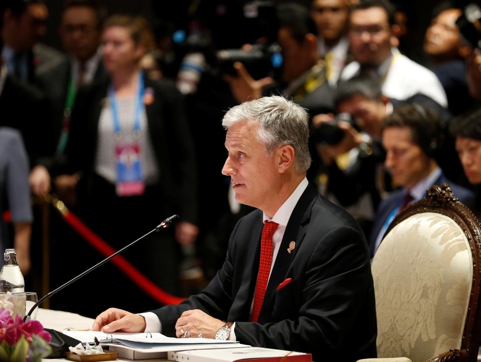 Ông Trump ngăn không cho quỹ hưu trí liên bang Mỹ đầu tư vào Trung Quốc - 1 Ông Trump ngăn không cho quỹ hưu trí liên bang Mỹ đầu tư vào Trung Quốc - 1