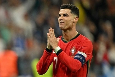 Vì sao C.Ronaldo không bao giờ tụ tập, nhậu nhẹt với các đồng đội?
