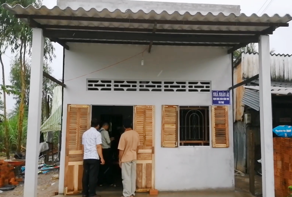 Bạn đọc Dân trí giúp đỡ, nhiều gia đình lần đầu đón Tết trong ngôi nhà mới khang trang - 17 Bạn đọc Dân trí giúp đỡ, nhiều gia đình lần đầu đón Tết trong ngôi nhà mới khang trang - 17