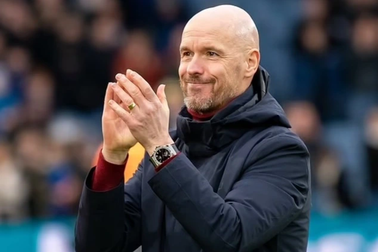 HLV Ten Hag hỏi kinh nghiệm Alex Ferguson trước thềm đấu Barcelona