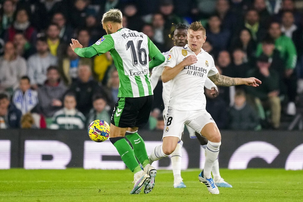 Real Madrid hòa thất vọng Betis, Barcelona đánh bại Valencia - 1 Real Madrid hòa thất vọng Betis, Barcelona đánh bại Valencia - 1