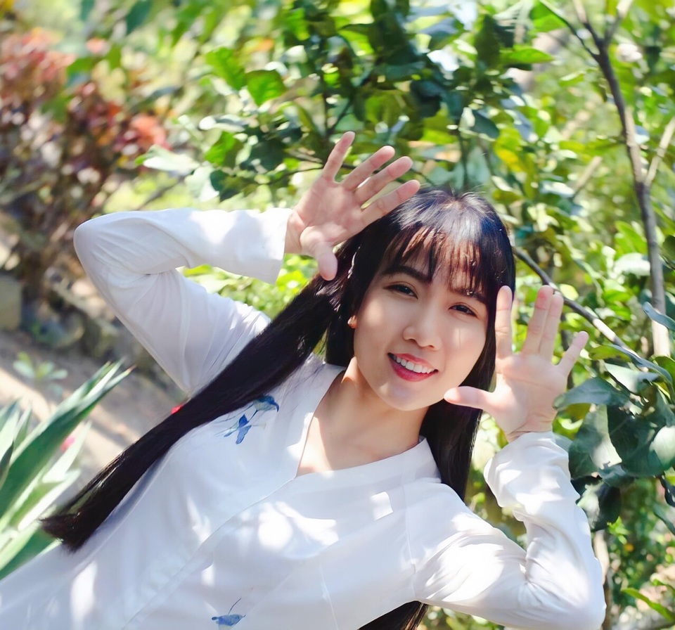 Diễn xuất tự nhiên của Nguyễn Thùy Dương trong bộ phim hài Trúng số ăn Tết - 2 Diễn xuất tự nhiên của Nguyễn Thùy Dương trong bộ phim hài Trúng số ăn Tết - 2