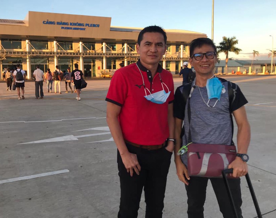 Kiatisuk được chào đón nồng nhiệt trong ngày trở lại Gia Lai - 2