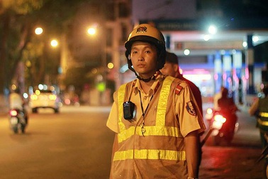 141 Hà Nội đeo camera giám sát trên ngực