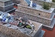 Mộ liệt sĩ ở Hải Phòng bị đập phá