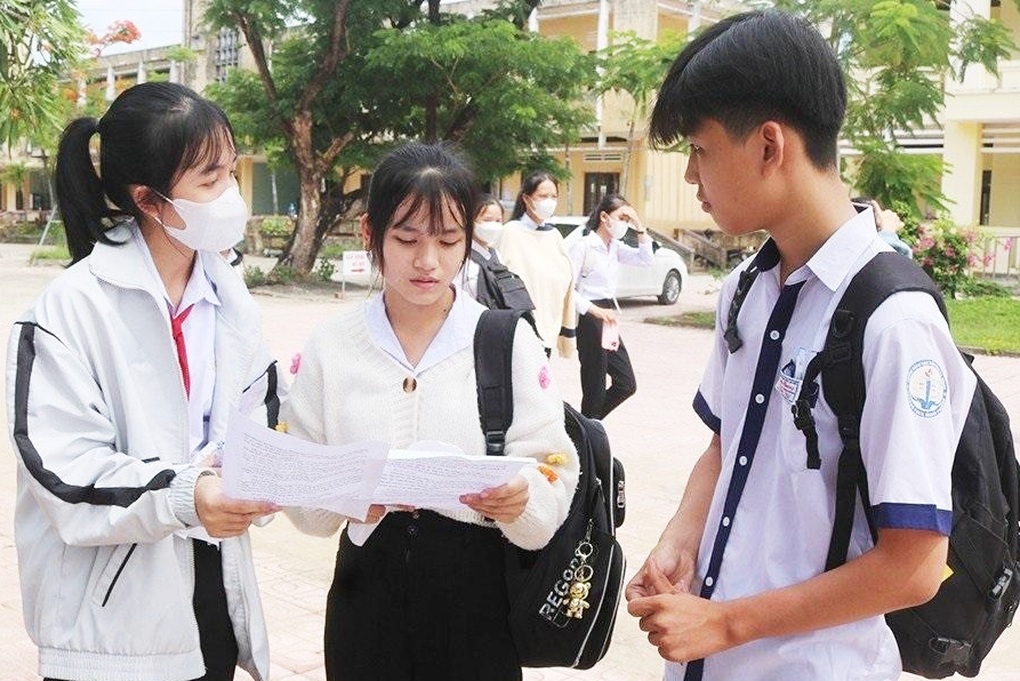 Thủ khoa thi vào trường chuyên ở Quảng Ngãi đạt 45,2 điểm - 1 Thủ khoa thi vào trường chuyên ở Quảng Ngãi đạt 45,2 điểm - 1