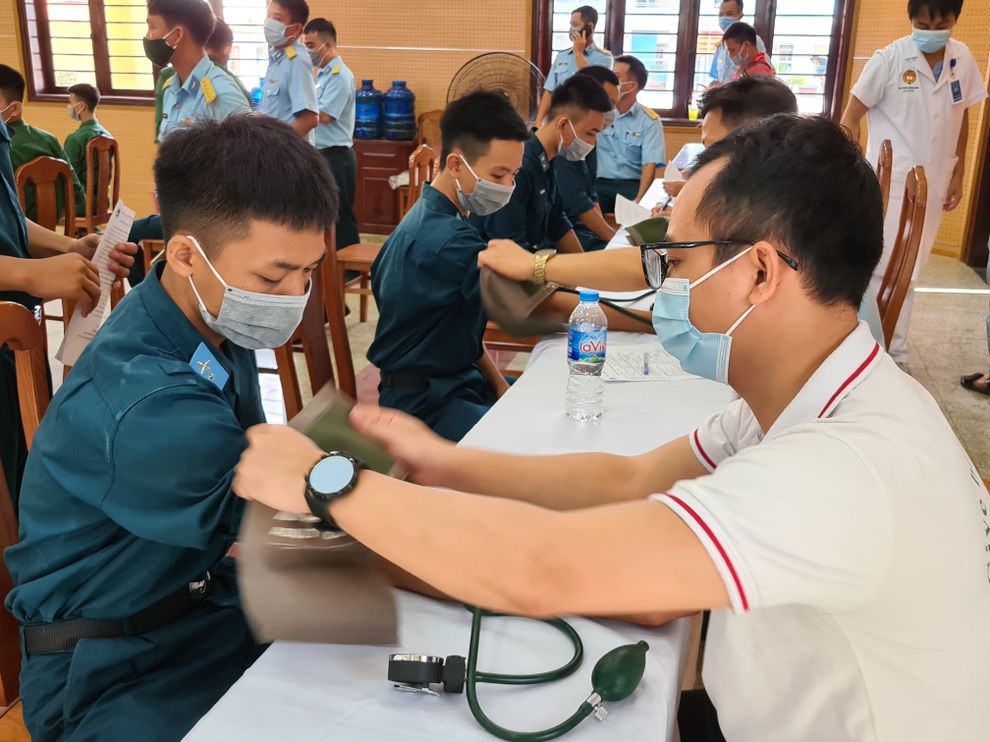Hơn 600 cán bộ, đoàn viên thanh niên tham gia hiến máu - 1 Hơn 600 cán bộ, đoàn viên thanh niên tham gia hiến máu - 1