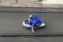 TPHCM nắng gay gắt 39 độ C sau cơn mưa vài phút