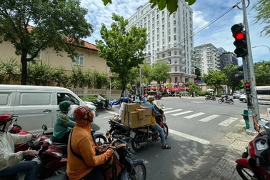 "Đếm giây trên đèn giao thông là rõ ràng và khoa học, sao phải bỏ?"