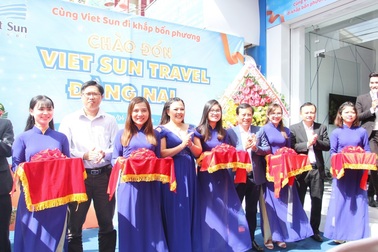 Viet Sun Travel tặng tiền mặt cho khách đặt tour nhân dịp khai trương chi nhánh Đồng Nai