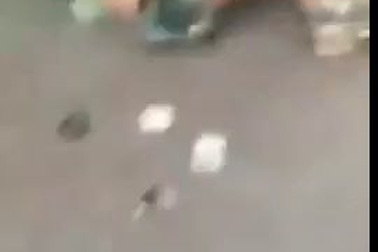 Trung Quốc: Clip đánh ghen giữa phố gây sốc