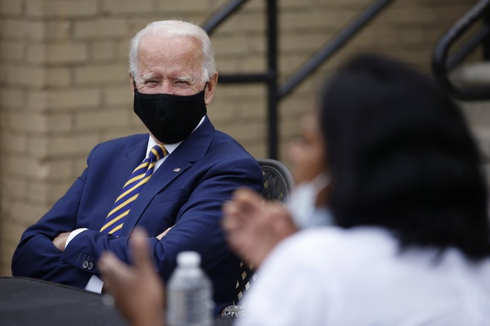 Trump - Biden tranh luận gay gắt, liên tục ngắt lời nhau - 5 Trump - Biden tranh luận gay gắt, liên tục ngắt lời nhau - 5