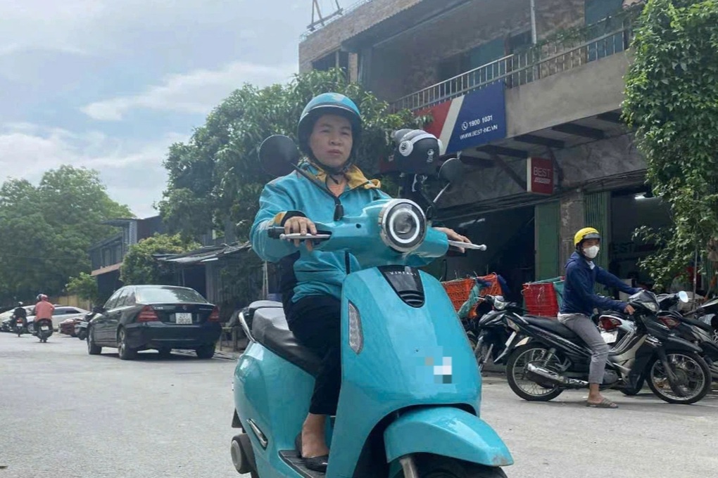 Cô gái Hà Nội trả 1 triệu cho cuốc xe ôm 6km và chuyện xúc động phía sau - 2 Cô gái Hà Nội trả 1 triệu cho cuốc xe ôm 6km và chuyện xúc động phía sau - 2