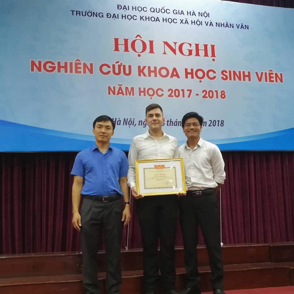 Du học sinh Đức làm khóa luận dài 700 trang tiếng Việt giành điểm tuyệt đối - 4 Du học sinh Đức làm khóa luận dài 700 trang tiếng Việt giành điểm tuyệt đối - 4