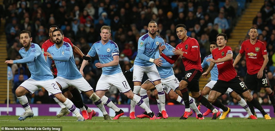 Man City 0-1 Man Utd: Matic ghi bàn và nhận thẻ đỏ - 3 Man City 0-1 Man Utd: Matic ghi bàn và nhận thẻ đỏ - 3