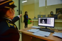 Nửa đêm, Bộ Y tế công bố cùng lúc 9 ca mắc Covid-19 mới