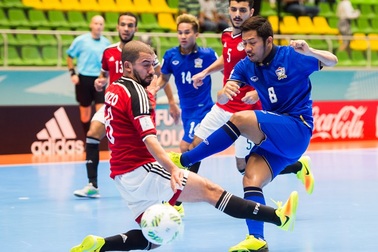 Thái Lan sáng cơ hội vào vòng tứ kết World Cup futsal 2016