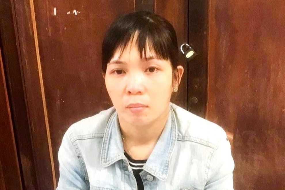 Con gái lấy sổ đỏ của bố đẻ thế chấp, mượn tiền tỷ rồi bỏ trốn - 1 Con gái lấy sổ đỏ của bố đẻ thế chấp, mượn tiền tỷ rồi bỏ trốn - 1