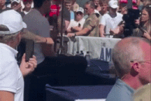 Nhà hoạt động người Mỹ bị bắn chết giữa ban ngày