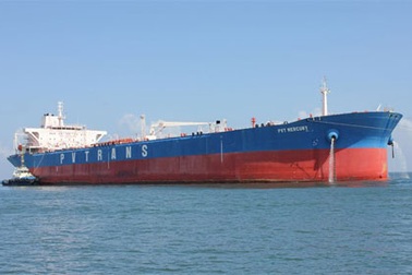 Tàu chở dầu thô lớn nhất Việt Nam “nằm bờ” chờ 4 triệu USD