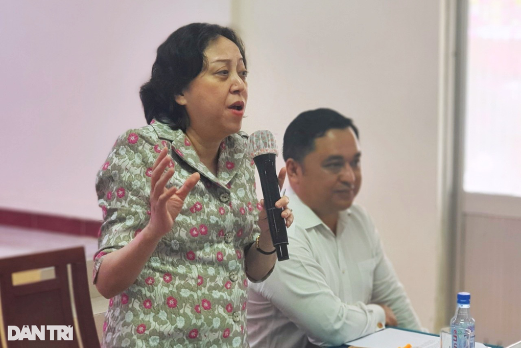 Mỗi ngày 4.000 con heo trôi nổi lên bàn ăn người dân TPHCM - 3 Mỗi ngày 4.000 con heo trôi nổi lên bàn ăn người dân TPHCM - 3