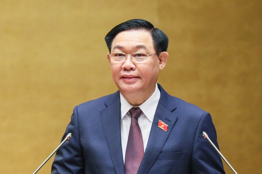 Chủ tịch Quốc hội: Không đưa vào Luật Đất đai những vấn đề sự vụ, nhỏ lẻ - 1 Chủ tịch Quốc hội: Không đưa vào Luật Đất đai những vấn đề sự vụ, nhỏ lẻ - 1