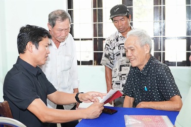 Cán bộ cơ sở giúp giải quyết "món nợ" gần 20 năm với dân