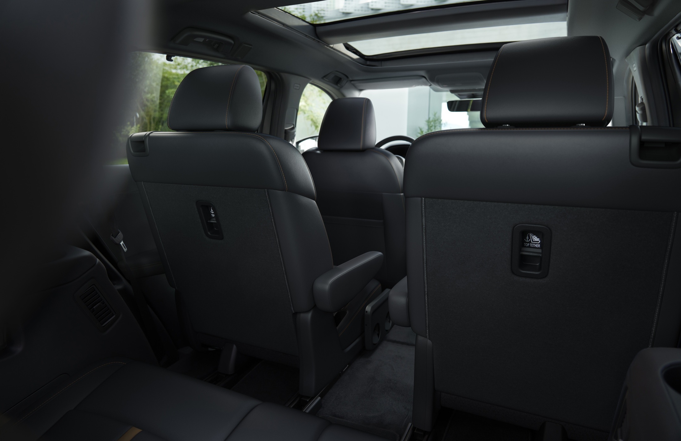 View - Tân binh Mazda CX-80 ra mắt: 3 hàng ghế, chỉ có trang bị động cơ hybrid | Báo Dân trí
