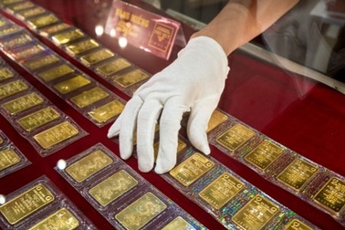 Lại bán “hết veo” 1 tấn vàng đấu thầu