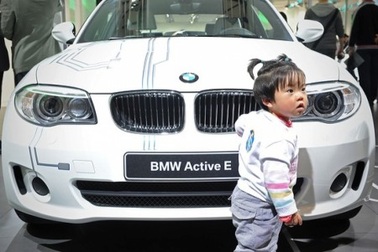 Triển lãm ô tô Thượng Hải cấm cửa trẻ em