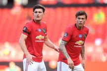 “Bom tấn” Harry Maguire dần trở thành “trò hề” của Man Utd?