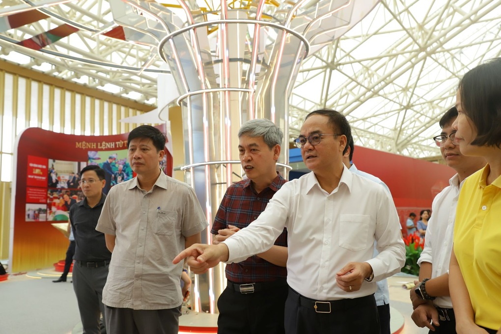 Tinh thần Triển lãm Quốc gia 80 năm: Kiến tạo để đất nước vươn mình - 1 Tinh thần Triển lãm Quốc gia 80 năm: Kiến tạo để đất nước vươn mình - 1