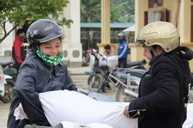 Hơn 1.200 tấn gạo cứu đói đến với người dân dịp Tết Nguyên đán Canh Tý 2020
