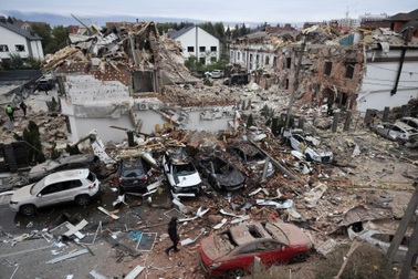 Nga tập kích quy mô lớn rung chuyển Ukraine