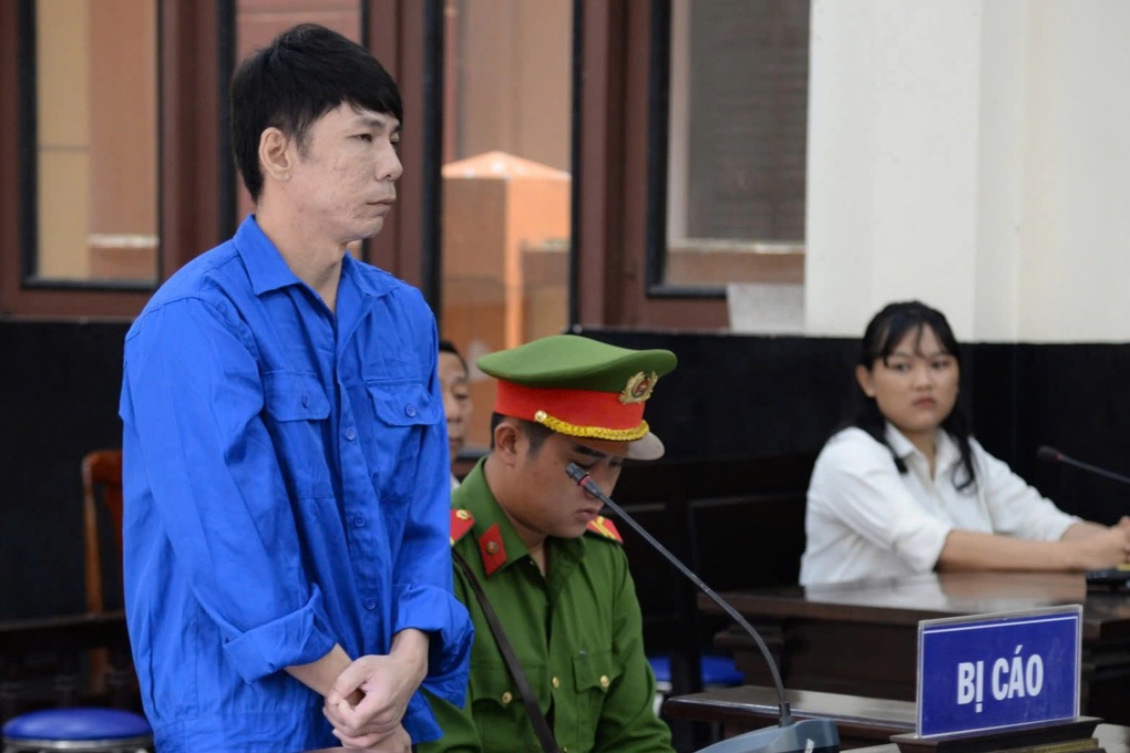 Đâm chết người tình trước cổng công ty vì bị thách thức - 1 Đâm chết người tình trước cổng công ty vì bị thách thức - 1