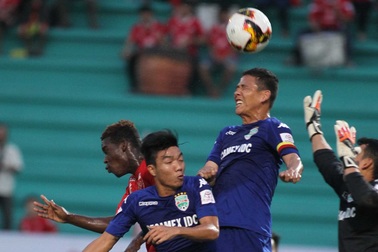 Chân sút nội lên tiếng tại V-League