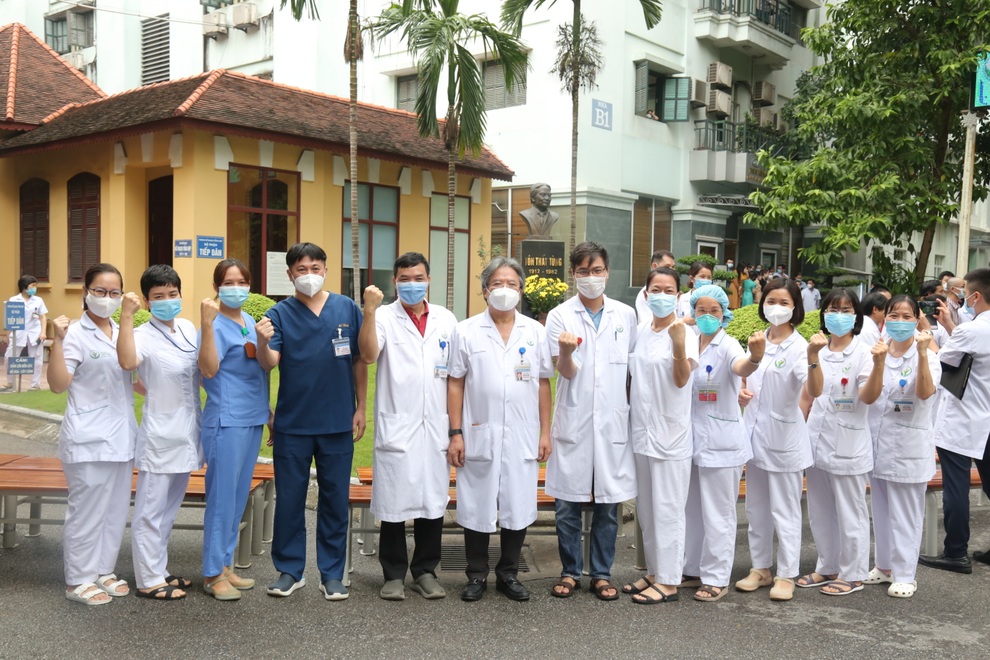 Bệnh viện Việt Đức điều quân lần 2 chi viện TPHCM chống dịch Covid-19 - 3 Bệnh viện Việt Đức điều quân lần 2 chi viện TPHCM chống dịch Covid-19 - 3