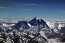 Everest có mãi mãi là ngọn núi cao nhất thế giới?