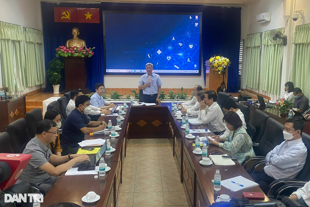 Sở Y tế TPHCM: Nhiều bác sĩ quên bài điều trị sốt xuất huyết - 1 Sở Y tế TPHCM: Nhiều bác sĩ quên bài điều trị sốt xuất huyết - 1