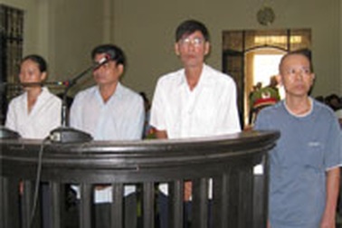 Nguyên Bí thư huyện ủy Cầu Ngang lĩnh án treo