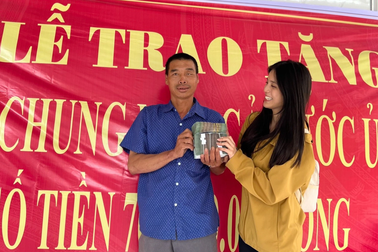 Cô gái 1 tiếng xin được 700 triệu đồng cho ngư dân bị hành hạ trên biển