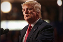 Chiến dịch tranh cử của ông Trump thừa nhận thua xa bà Clinton