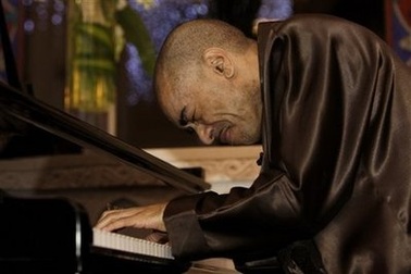 Chuyện về người em trai của Obama ở Trung Quốc