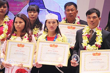 Tuyên dương 64 giáo viên “cắm bản” tiêu biểu cả nước