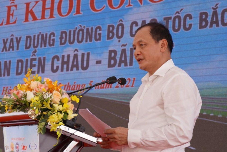 Khởi công dự án cao tốc có vốn đầu tư khủng nhất tuyến Bắc - Nam - 1 Khởi công dự án cao tốc có vốn đầu tư khủng nhất tuyến Bắc - Nam - 1