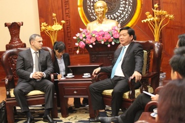 Bí thư Đinh La Thăng: Cho cơ chế nhưng không động vào tiền ngân sách