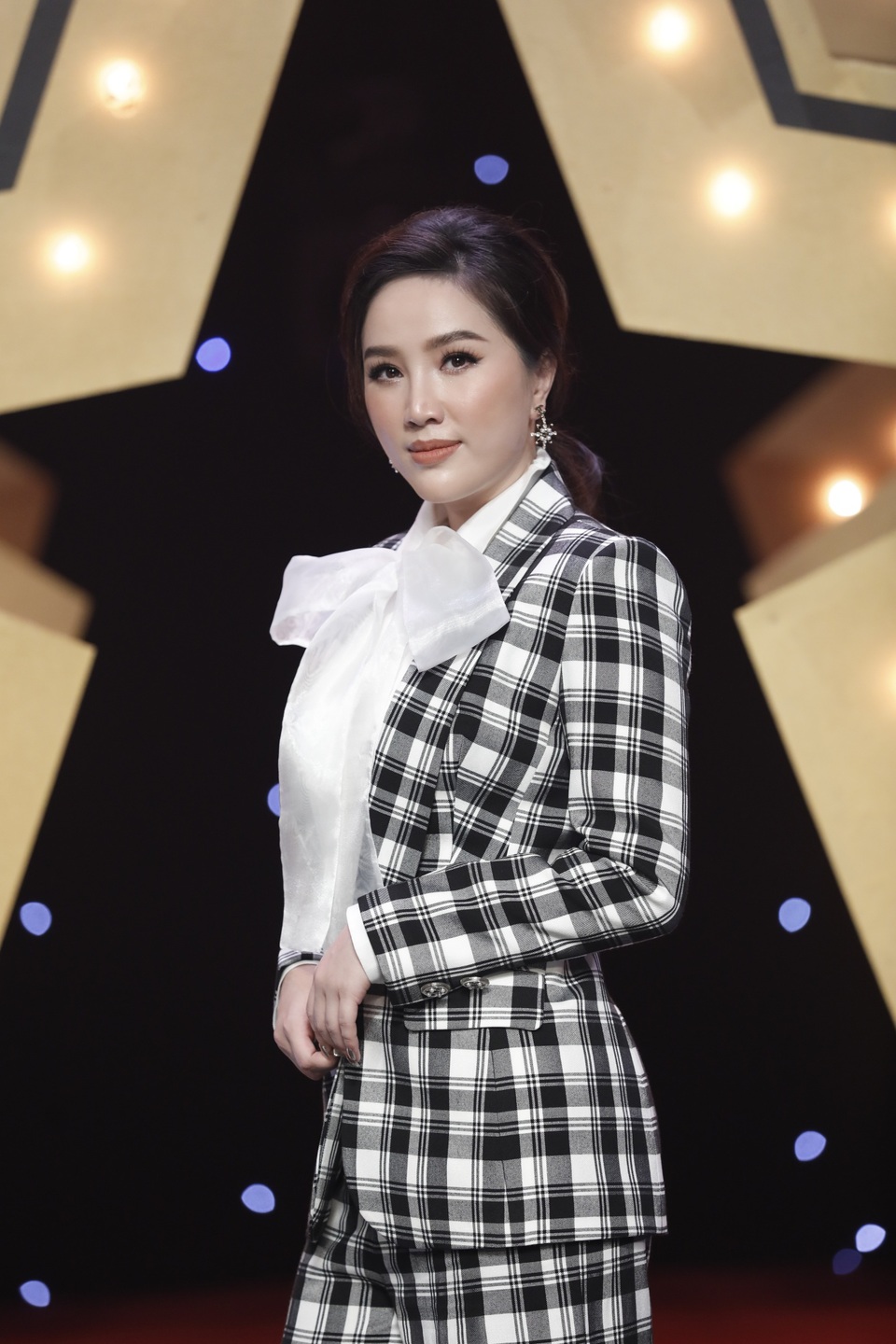 Được chồng đại gia cưng như trứng, Bảo Thy vẫn khóc khi nhắc về thanh xuân - 6