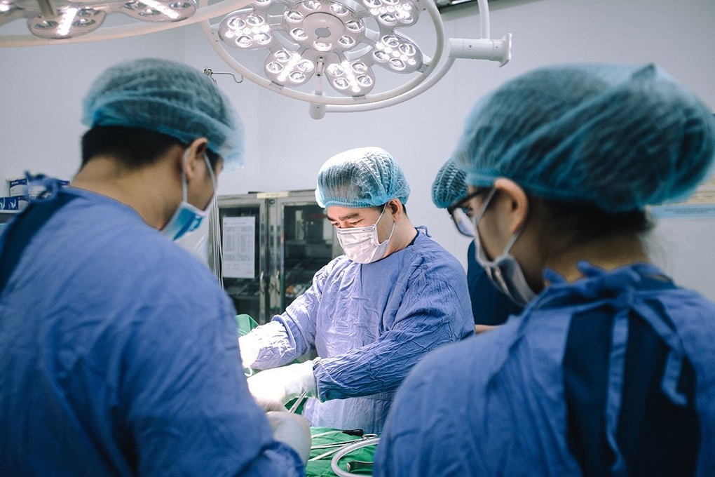 Bác sĩ Cao Ly hướng dẫn chăm sóc ngực sau phẫu thuật - 1 Bác sĩ Cao Ly hướng dẫn chăm sóc ngực sau phẫu thuật - 1