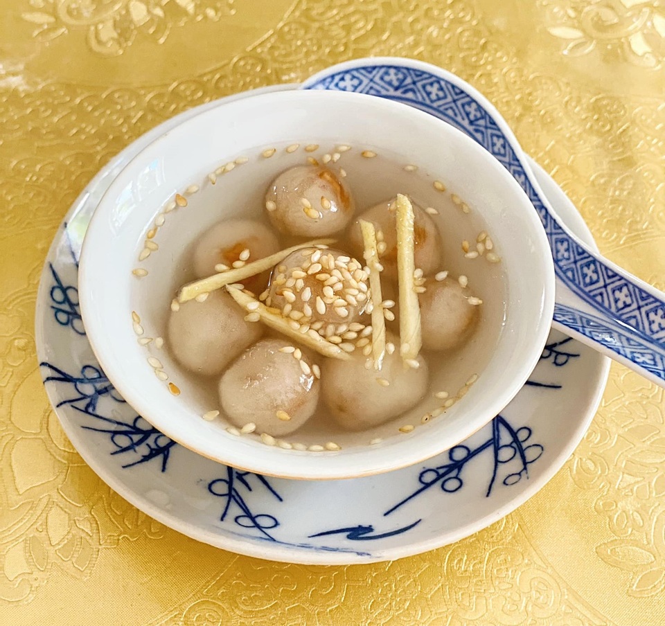 Lạ miệng chè heo quay độc nhất vô nhị ở Huế, thách thức tín đồ ẩm thực - 4 Lạ miệng chè heo quay độc nhất vô nhị ở Huế, thách thức tín đồ ẩm thực - 4